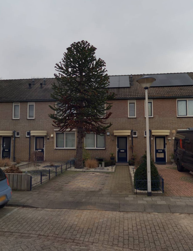 Aalbersestraat 8, 5707 JH Helmond, Nederland