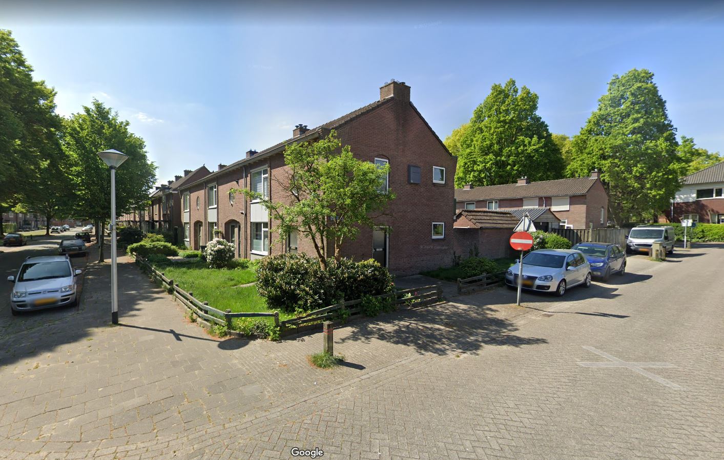 Leliestraat 2, 5701 WK Helmond, Nederland