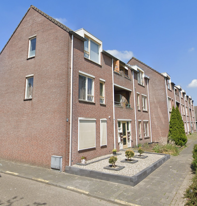 De Middenloop 13, 5704 JC Helmond, Nederland