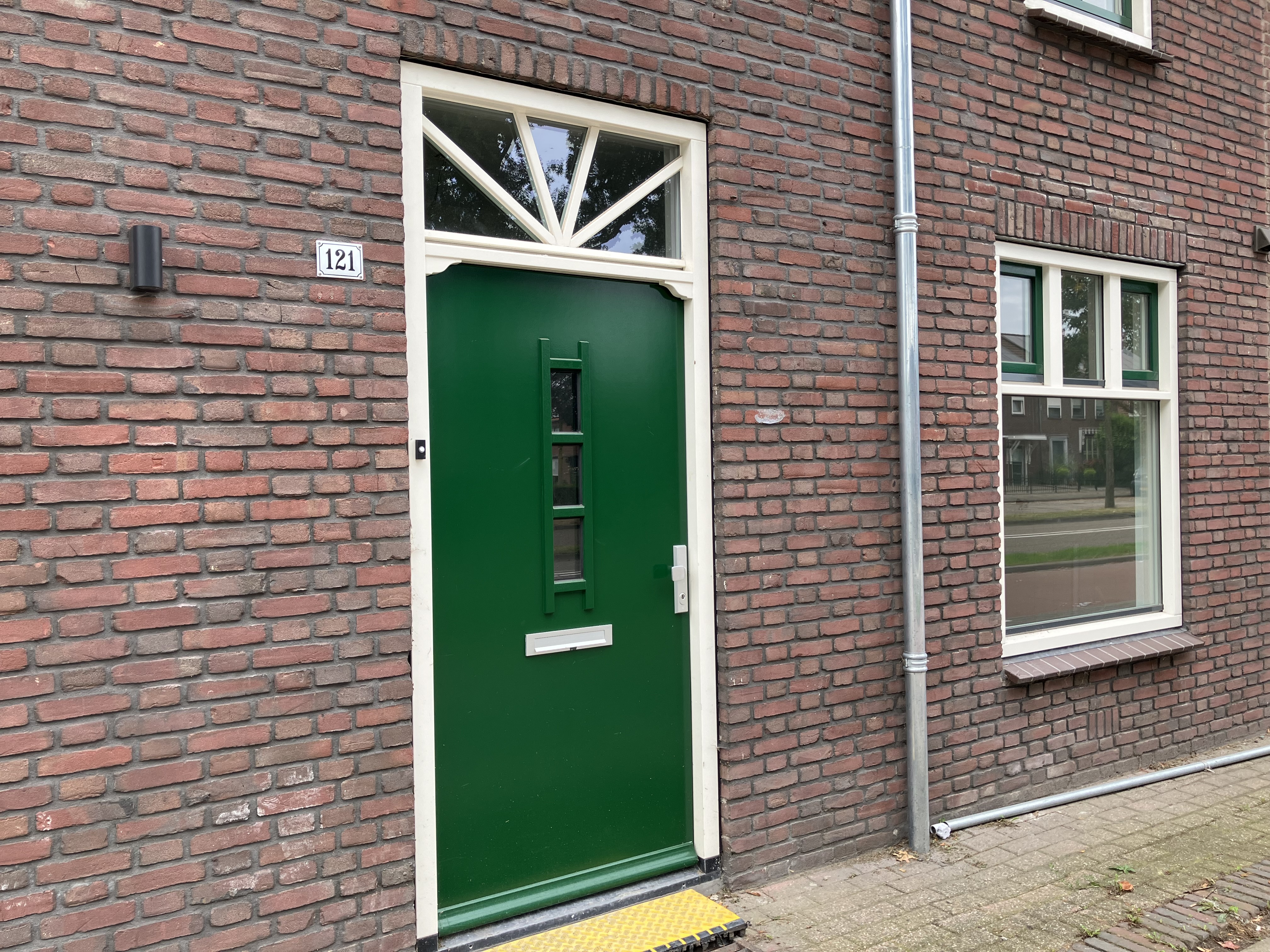 Wethouder Ebbenlaan 121, 5701 AH Helmond, Nederland