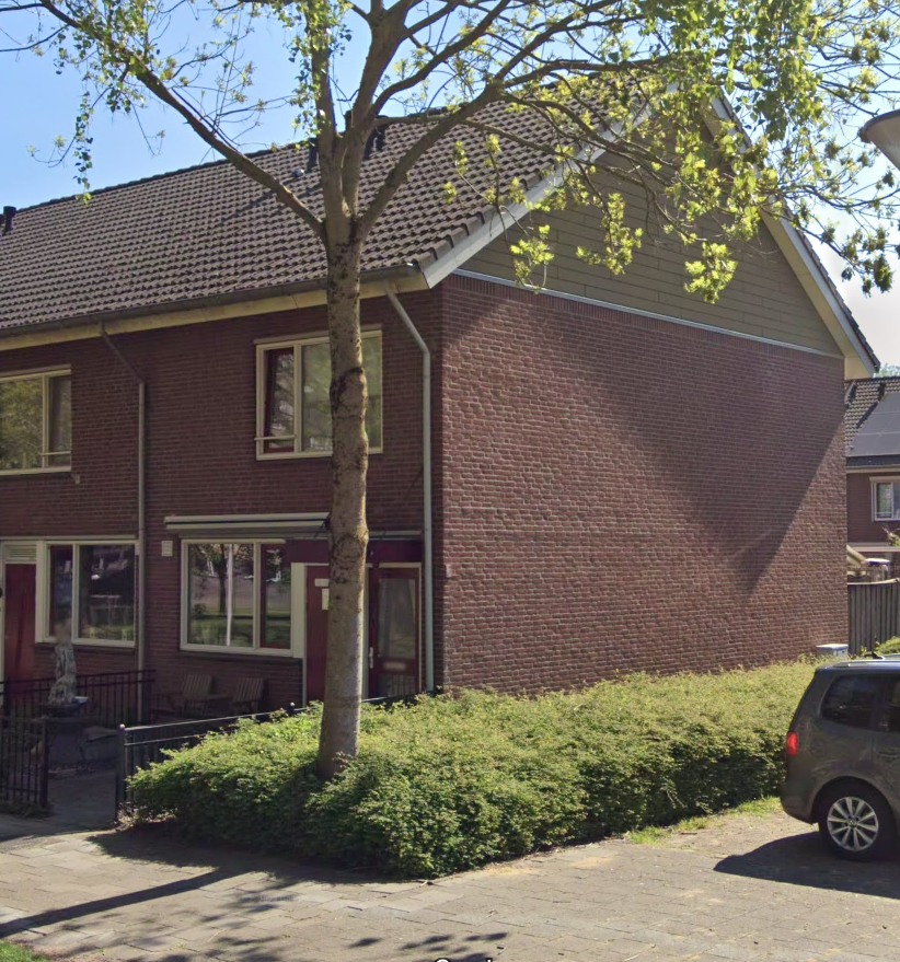 Burgemeester Sweensstraat 24, 5706 SZ Helmond, Nederland