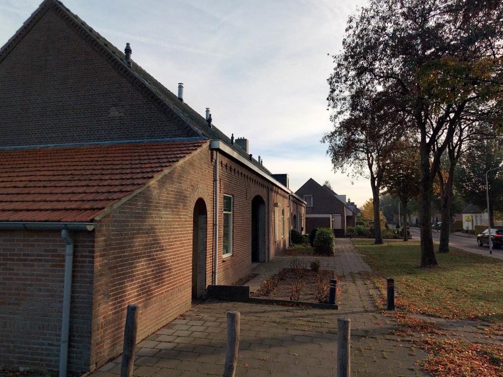 Tussenwoning te huur: Monseigneur Berkvensstraat 42, Liessel kern Liessel