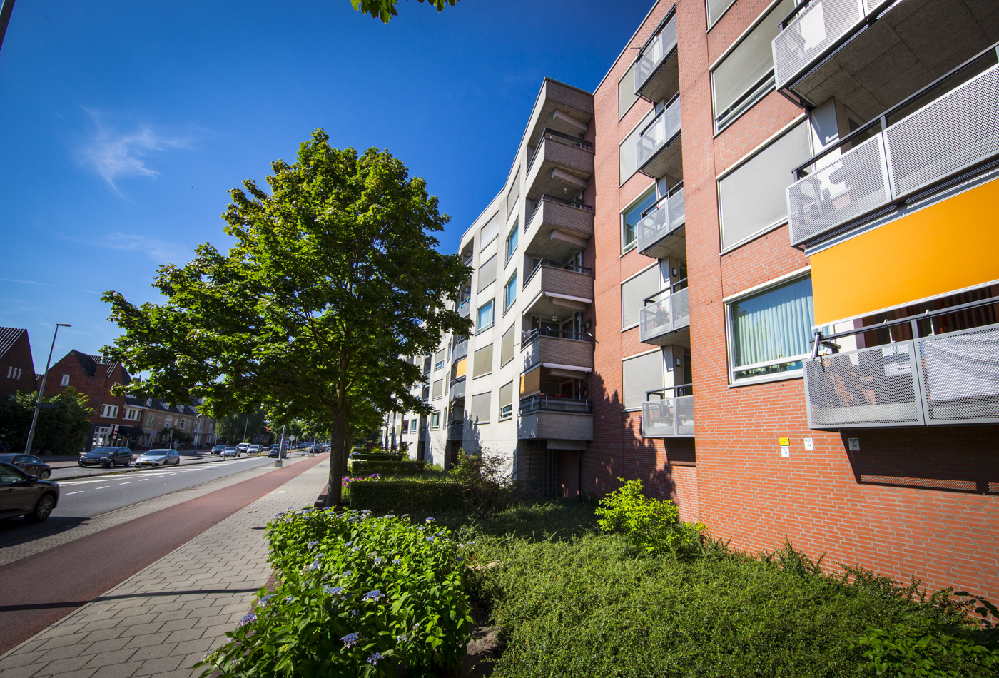 Appartement te huur: Pauluskerkplein 76, Kronehoef Eindhoven