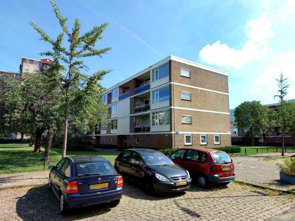 Appartement te huur: Plutostraat 64, Eckart Eindhoven