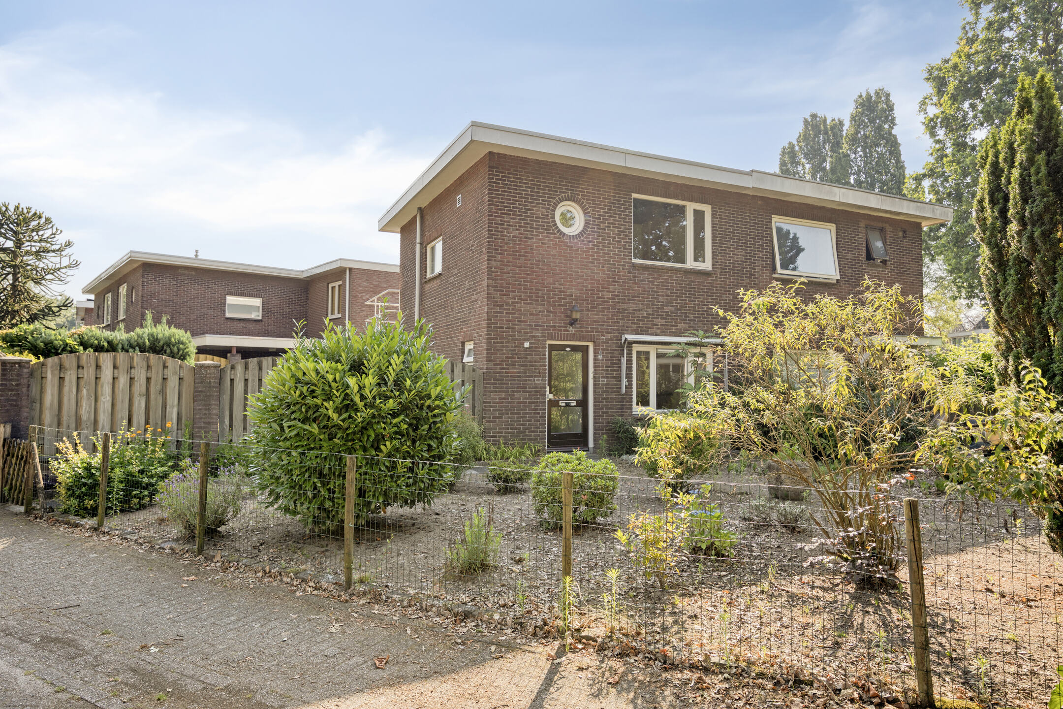Semi-detached for rent: Wilhelminakanaalstraat 1, Batadorp Best