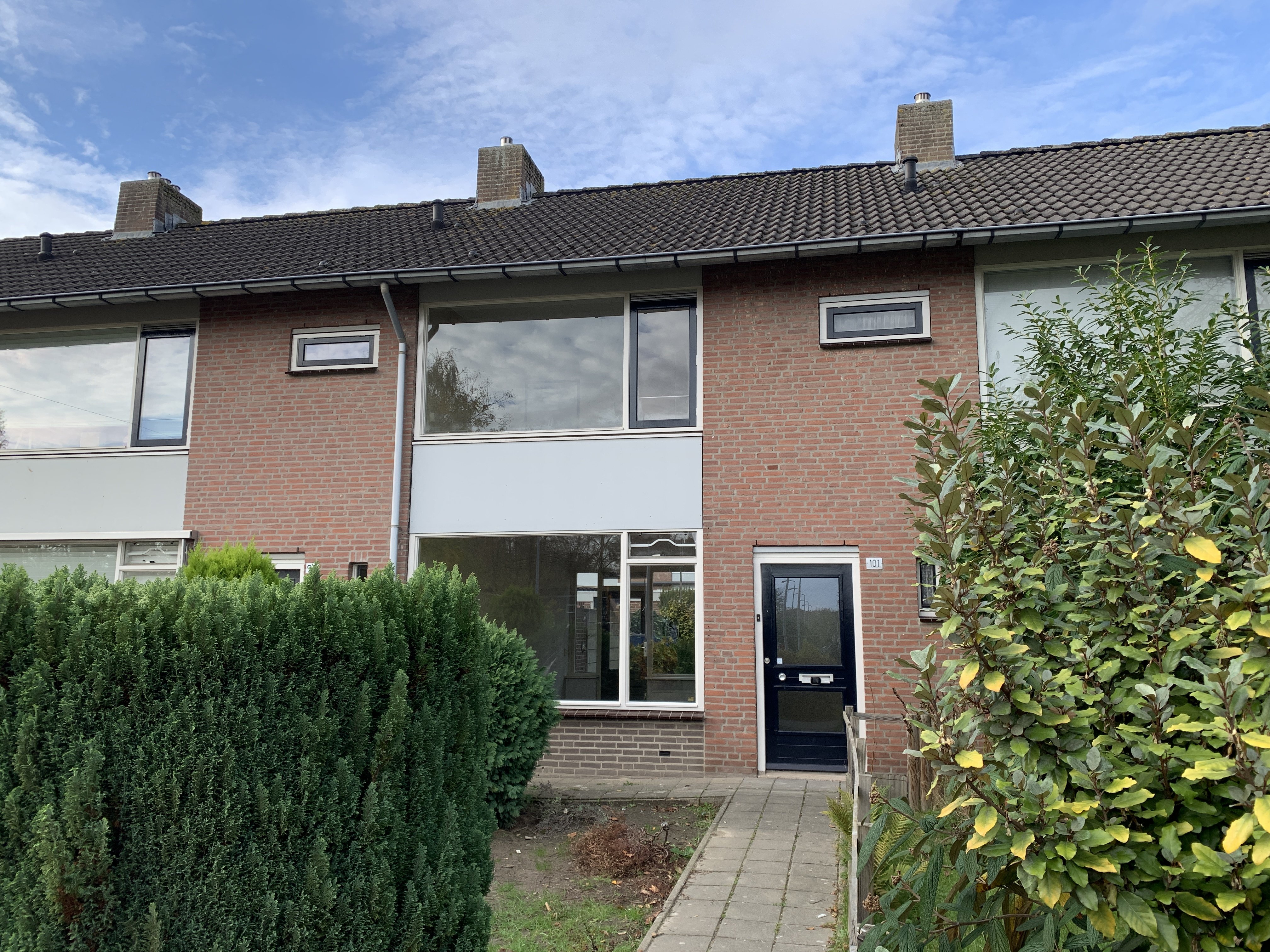 Tussenwoning te huur: Muzenlaan 101, Oude Gracht-West Eindhoven
