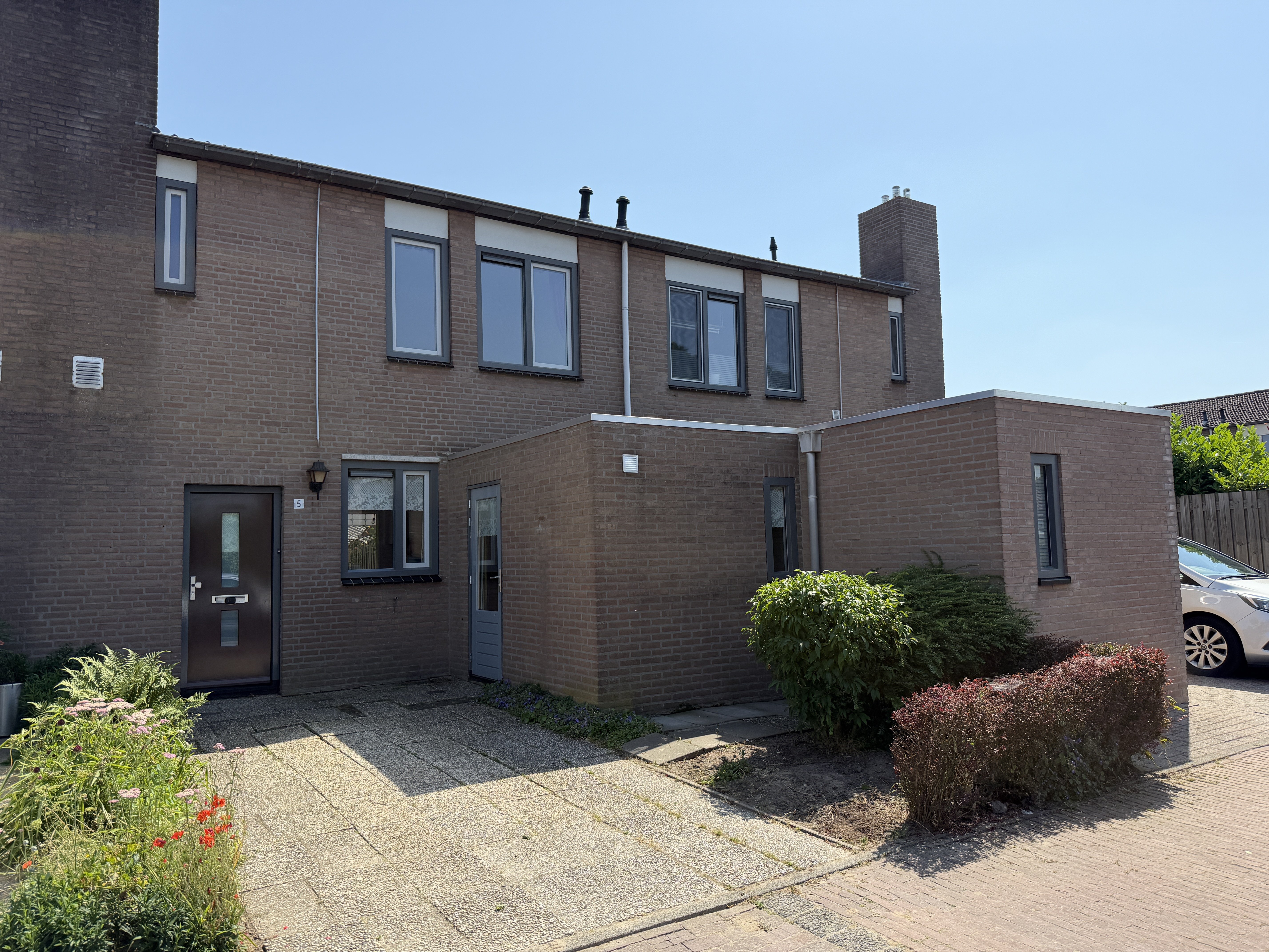 Tussenwoning te huur: Bogereind 5, Zeelst Veldhoven