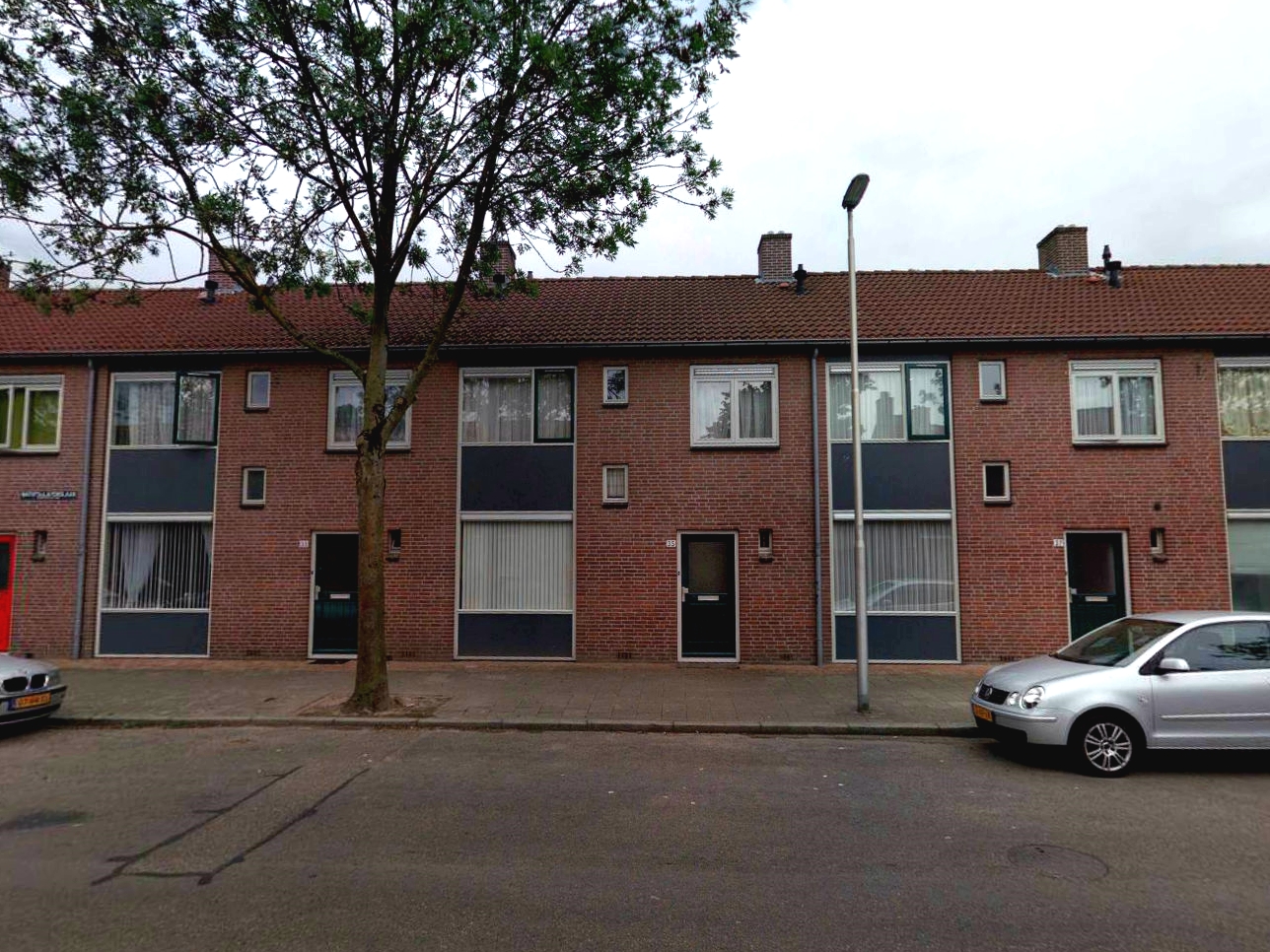 Tussenwoning te huur: van Thienenlaan 47, Kronehoef Eindhoven