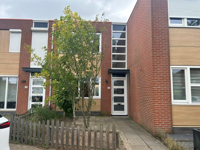 Tussenwoning te huur: Blauwven 110, Verspreide huizen Scherpenering en Landsaard Veldhoven