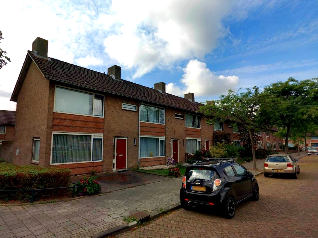 Tussenwoning te huur: Firapeellaan 40, Jagershoef Eindhoven